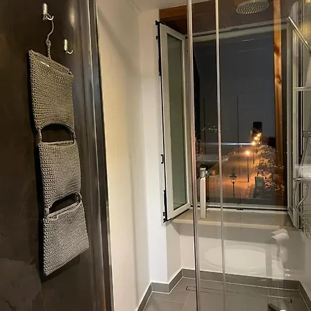 Molo Grande - Sea View شقة *